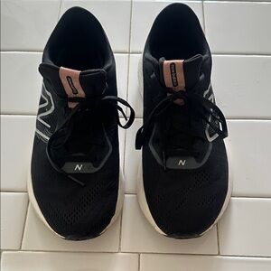 New Balance Women's Black and Pink Sneakers